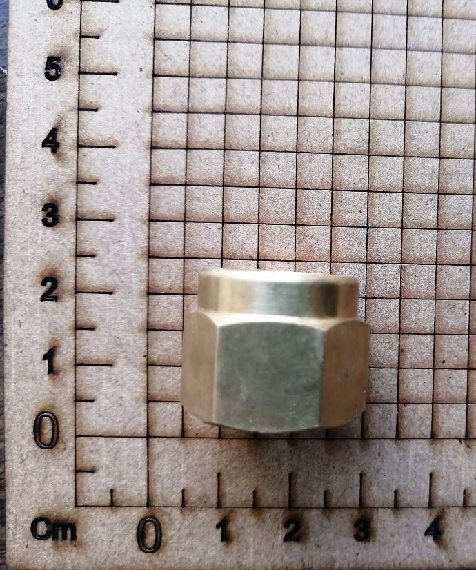 900002 TAPAROSCA DE LATON CORTA