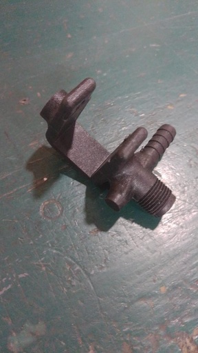 [60702004] 8231001 CUERPO EN "L" 3/8 PLASTICO COMPLETA