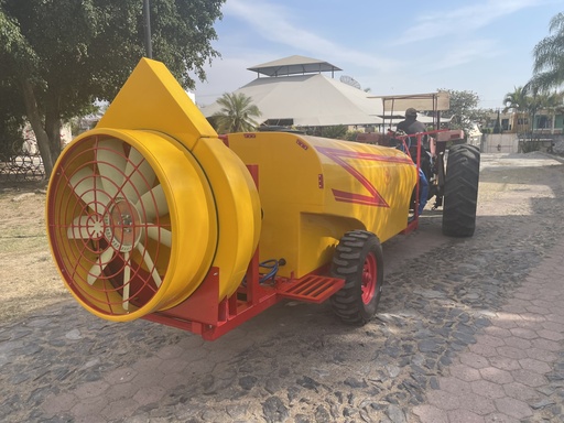 *ASPERSORA AGRÍCOLA VENTILADOR CHALLENGER JAS REMOLQUE 3000L